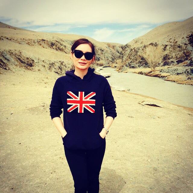 Дуучин Л.Насанбуян аялан тоглолтоо үргэлжлүүлнэ